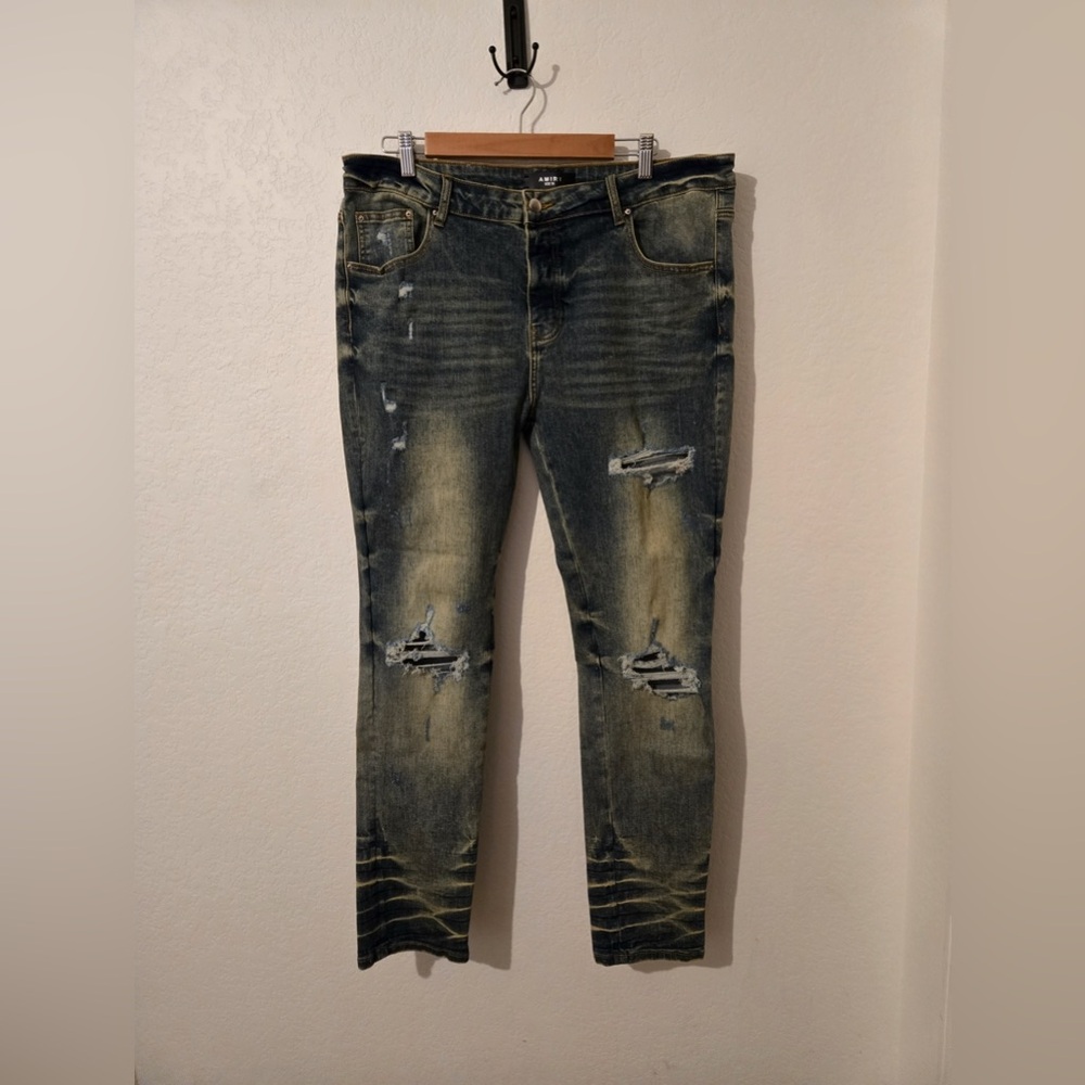 Amiri MX1 Slim-Fit Jeans With Distressing Medium Wash